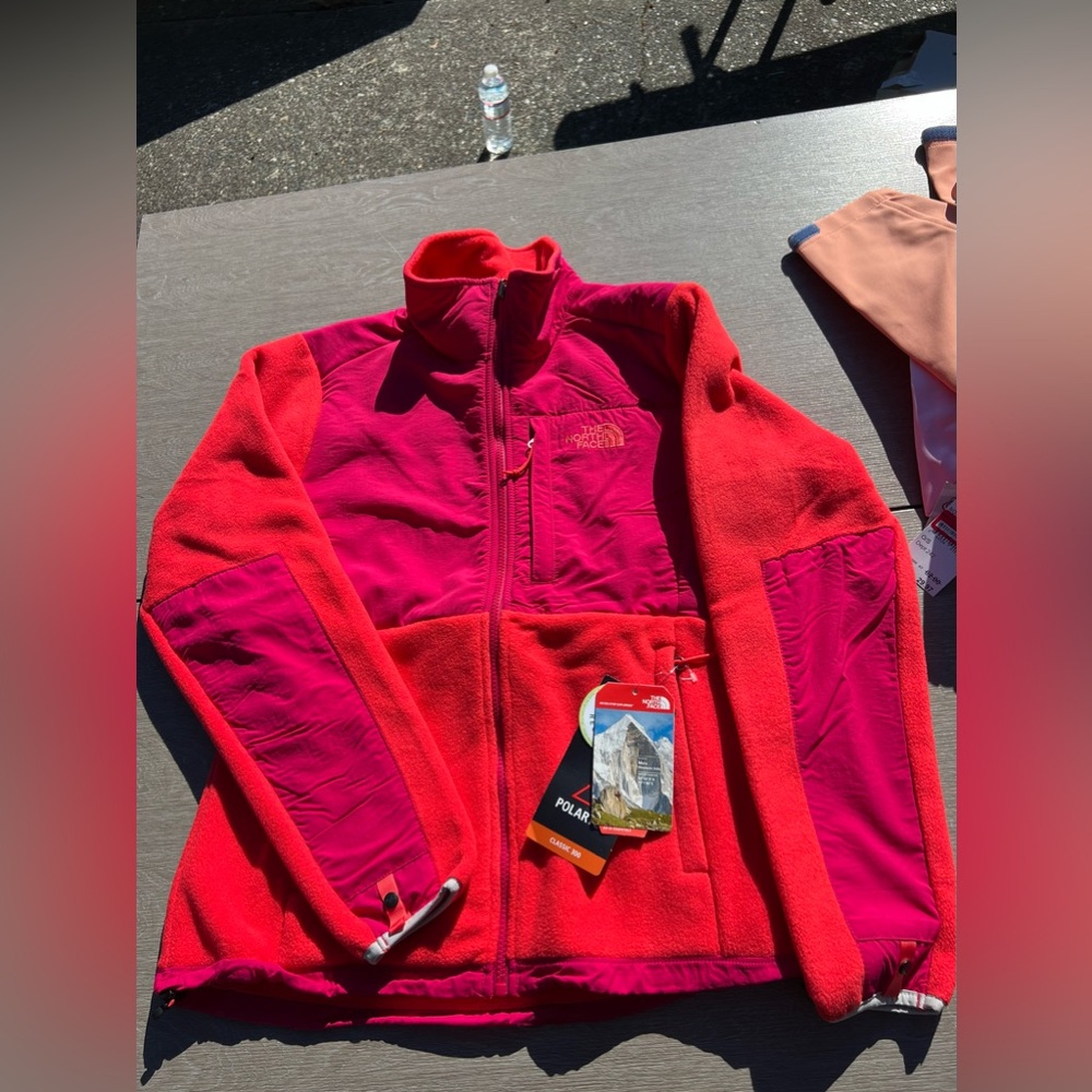 New The Northface Denali Jacket Womens Medium